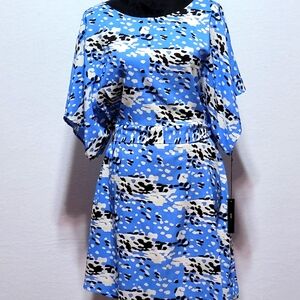 BCBGMaxazria Blue and White Patterned Dress w/ Tie-back Size XL. #762